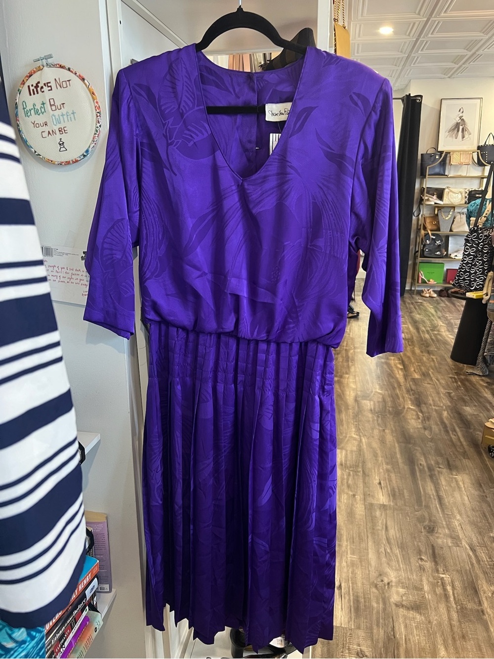 Diane Von Furstenberg vintage Purple Pleated Long Sleeve Midi Dress